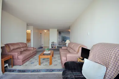 8501 Bayview Avenue 1410, Richmond Hill, ON L4B 3J7