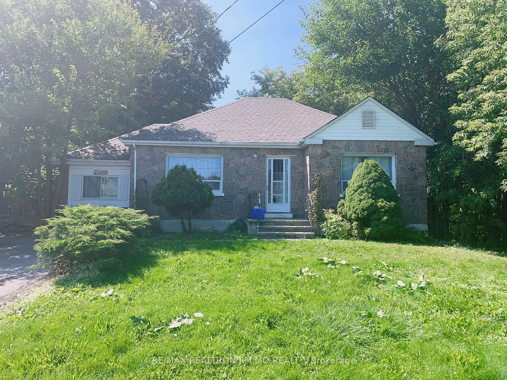 7900 Yonge Street, Innisfil, On L9s 1l5