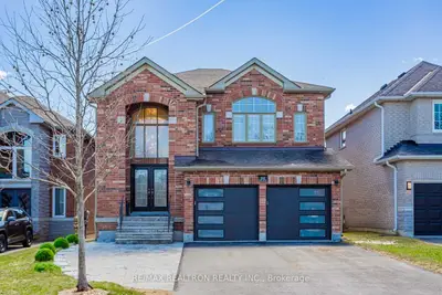 94 Owl Ridge, Richmond Hill, ON L4S 1R1