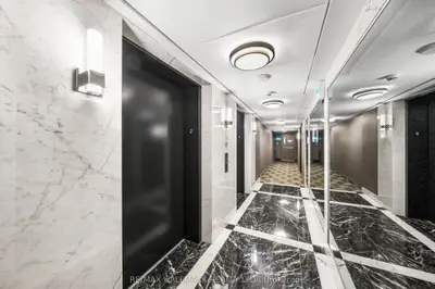 7608 Yonge Street 205, Vaughan, ON L4J 0J5