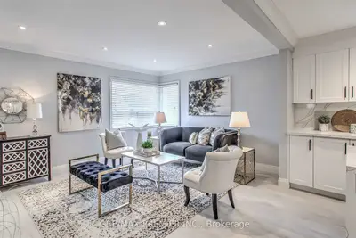 254 Andrew Street, Newmarket, ON L3Y 1E2