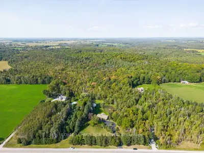 182 Regional Rd 8 Road, Uxbridge, ON L9P 0J9