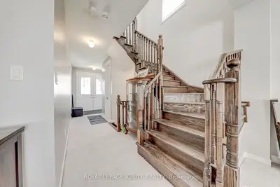 71 Peacock Trail, New Tecumseth, ON L9R 0T9