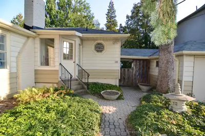 116 Harding Boulevard, Richmond Hill, On L4c 1t1