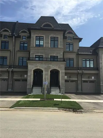 93 Bawden Drive, Richmond Hill, ON L4S 1N5