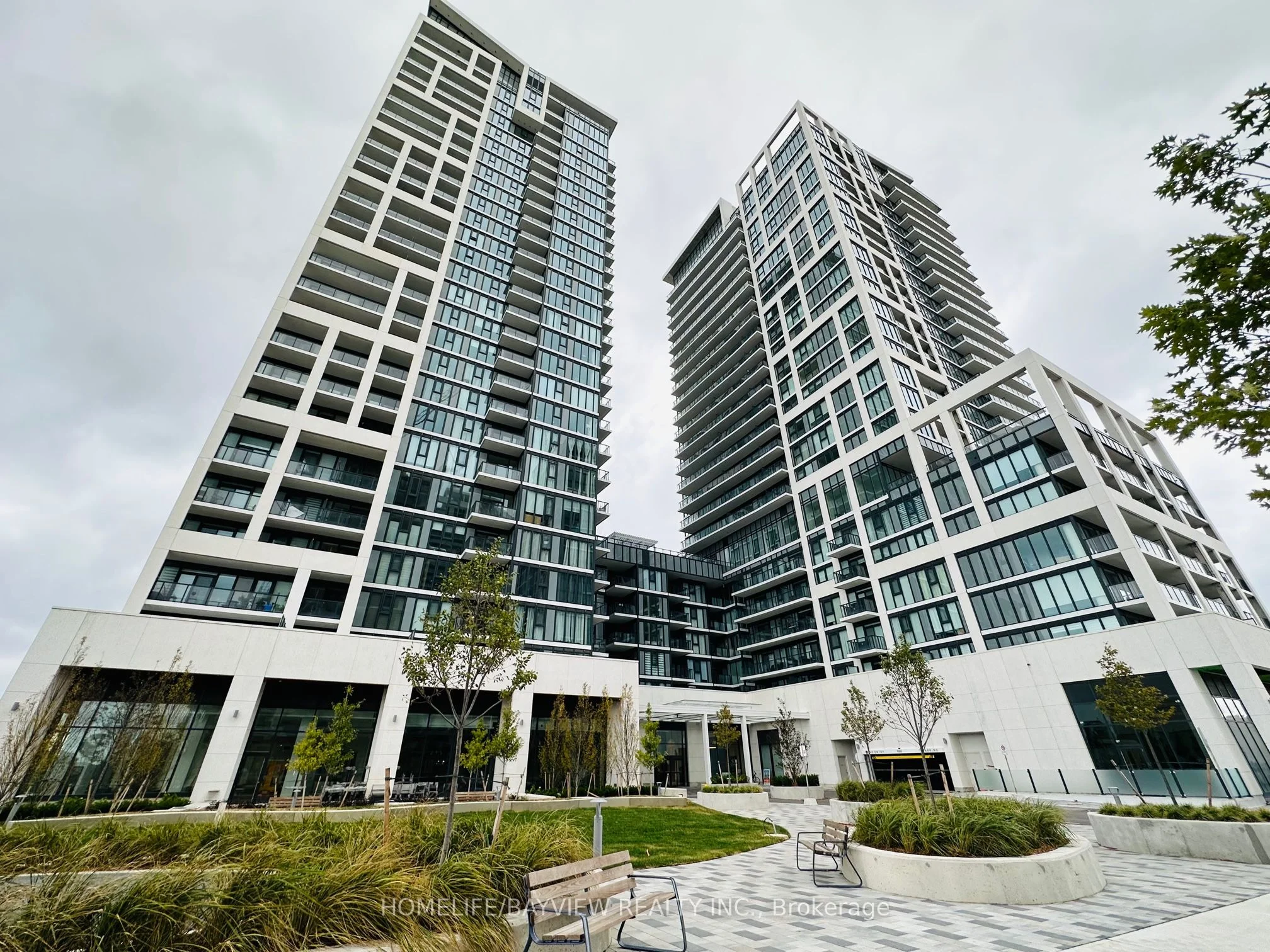 9000 Jane Street 1816, Vaughan, ON L4K 0M6