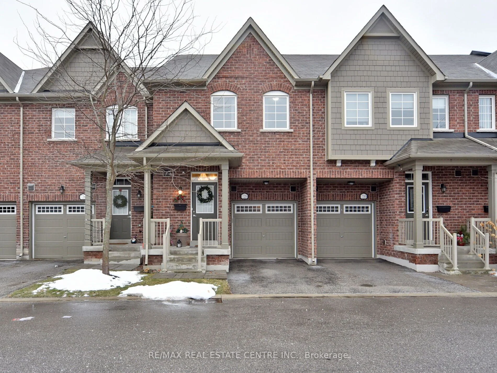 728 Wendy Culbert Crescent, Newmarket, ON L3X 0A3