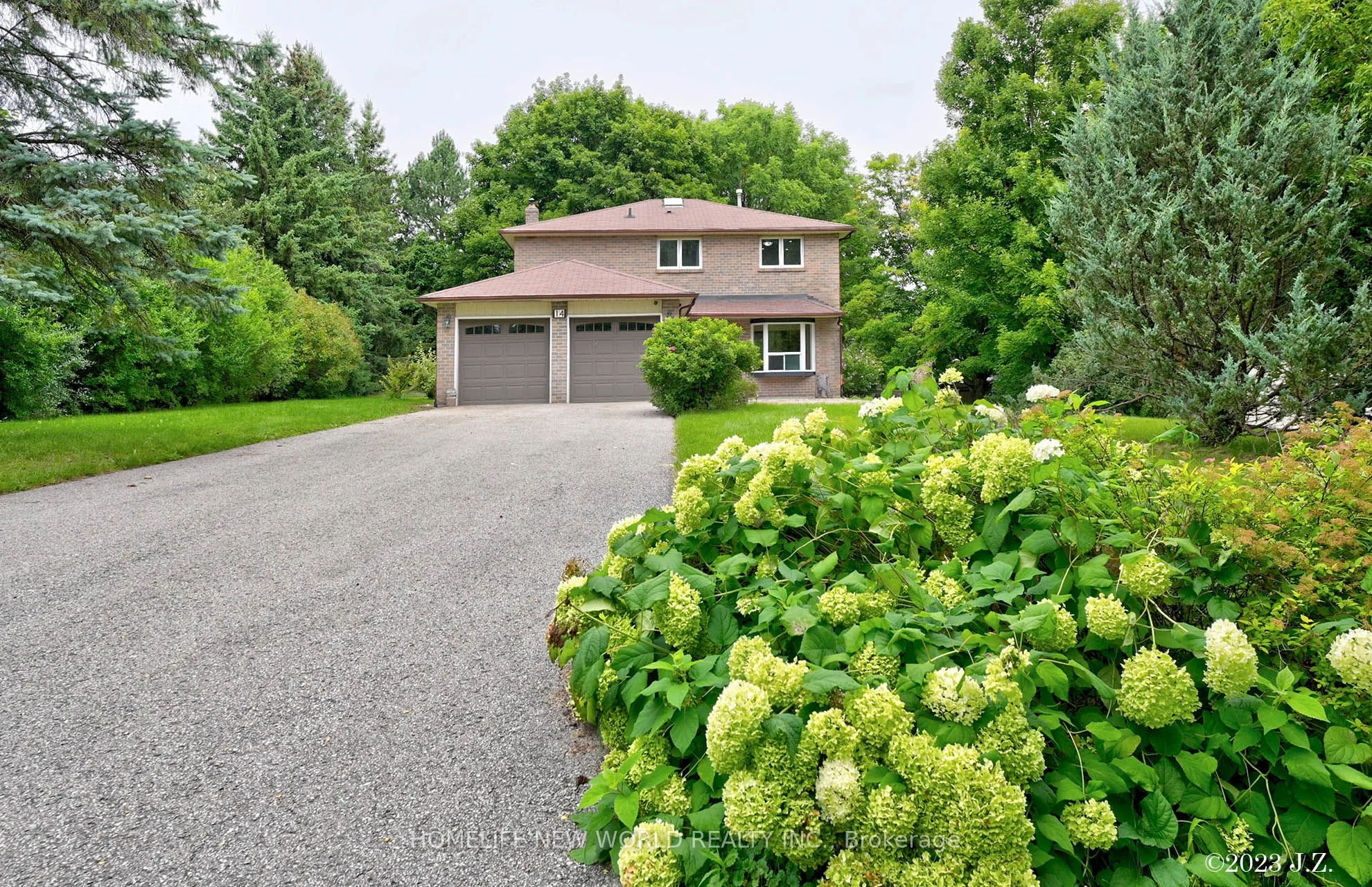 14 Testa Street, East Gwillimbury, On L0g 1r0