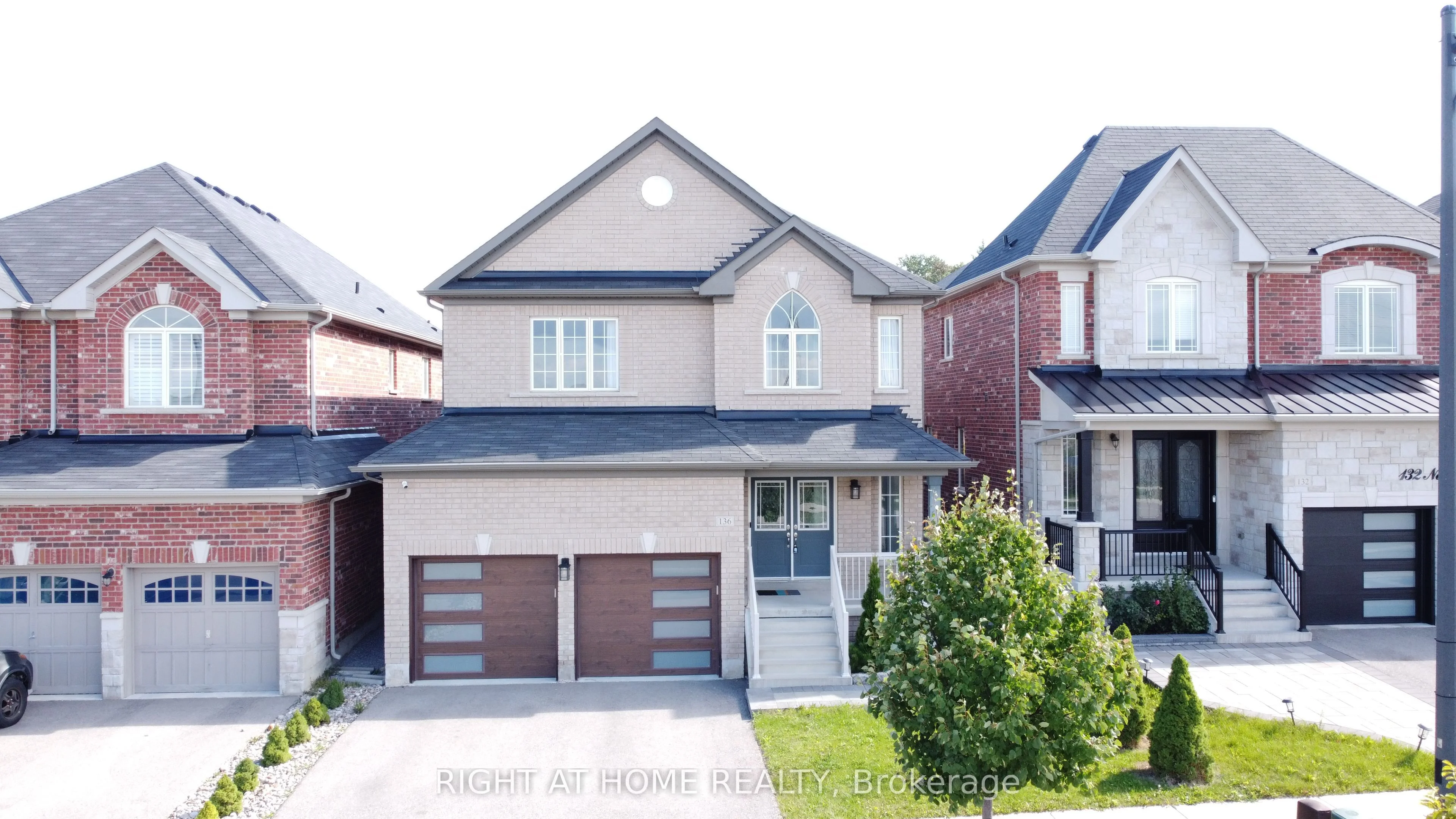 136 Noble Drive, Bradford West Gwillimbury, On L3z 0j5