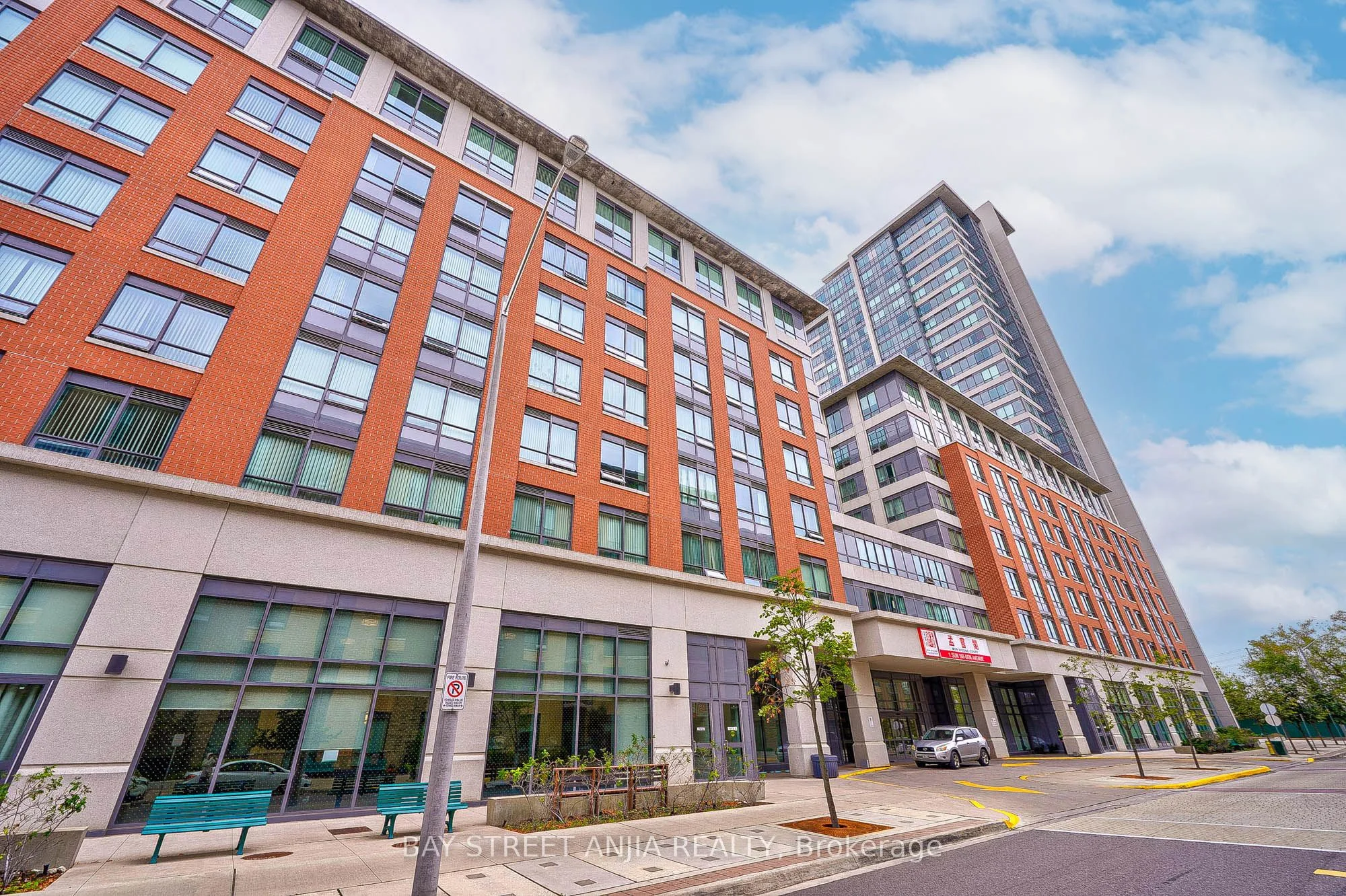 1 Sun Yat-Sen Avenue 2256, Markham, ON L3R 5K9