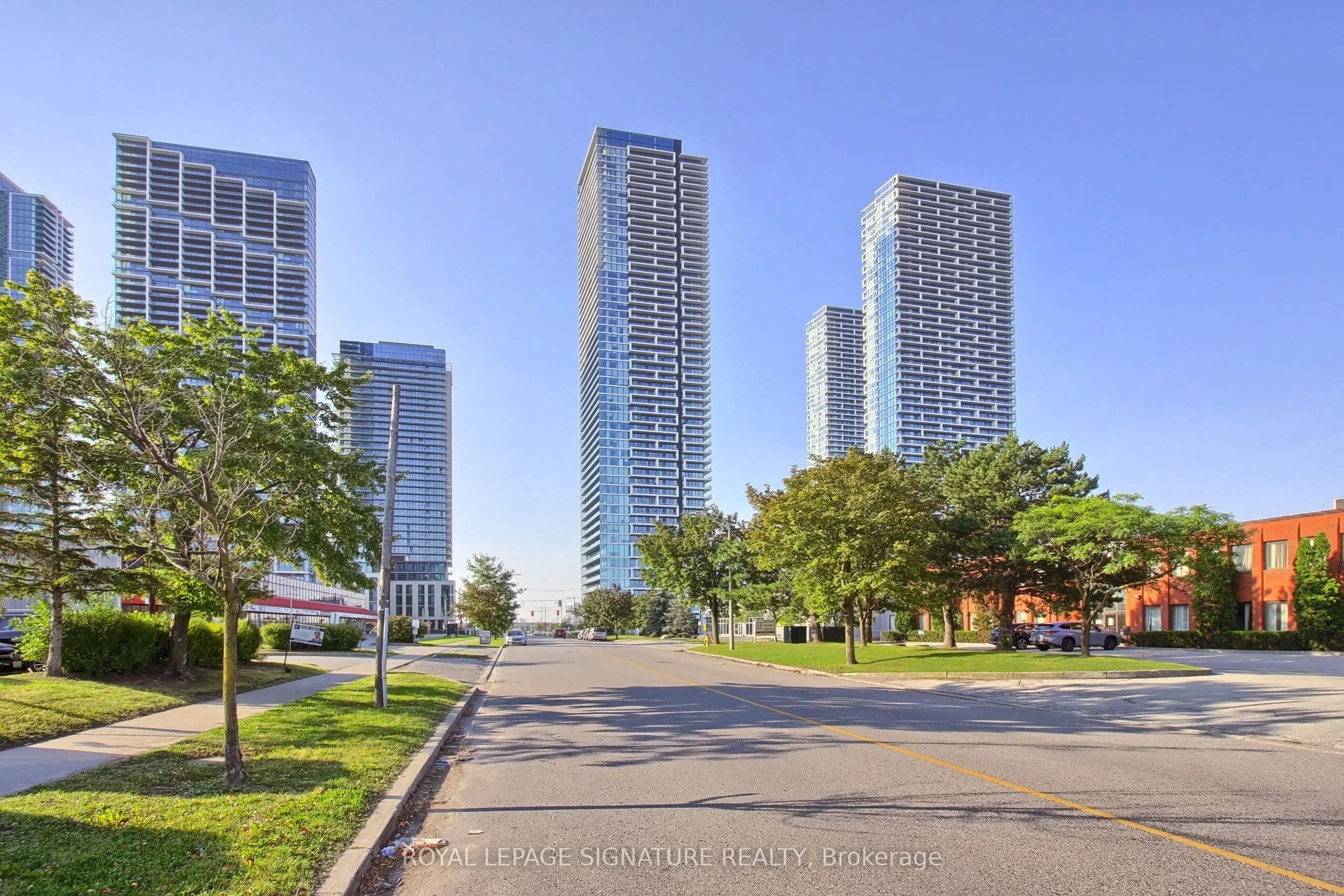 950 Portage Parkway 4705, Vaughan, ON L4K 0J7