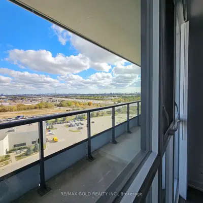 60 Honeycrisp Crescent 1115, Vaughan, On L4k 0n5