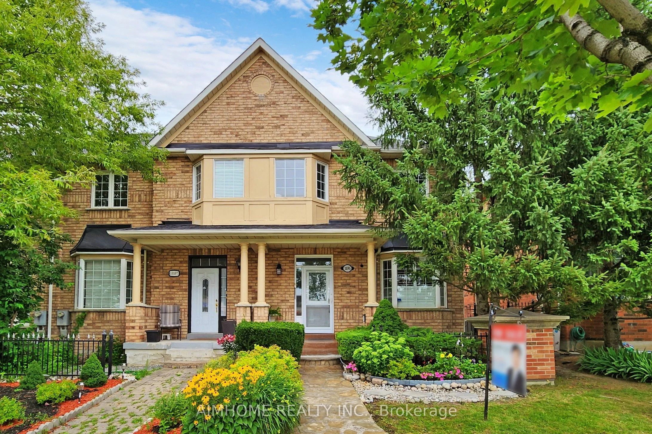 10595 Bayview Avenue, Richmond Hill, ON L4C 0M2