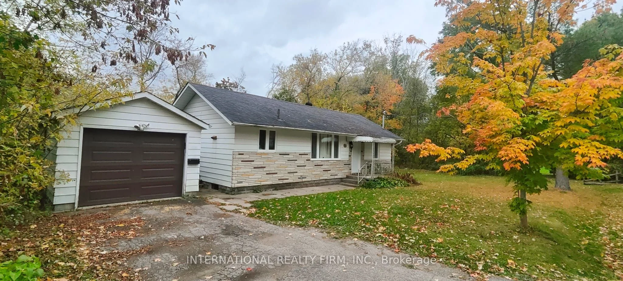 273 Medina Drive S, Georgina, ON L4P 1H3