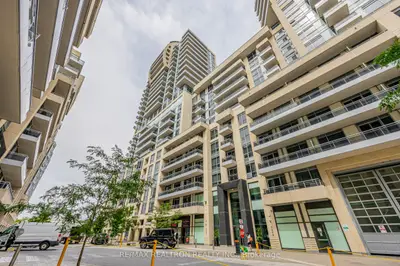 9205 Yonge Street 1702, Richmond Hill, On L4c 6z2