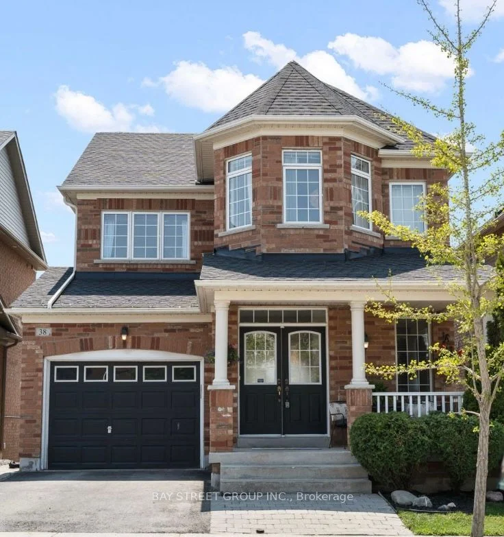 38 Isabella Garden Lane, Whitchurch-Stouffville, ON L4A 0L3