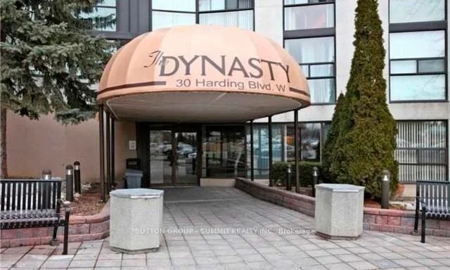 30 Harding Boulevard W 905, Richmond Hill, ON L4C 9M3