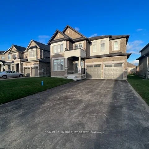 1643 Corsal Court, Innisfil, ON L9S 0P8