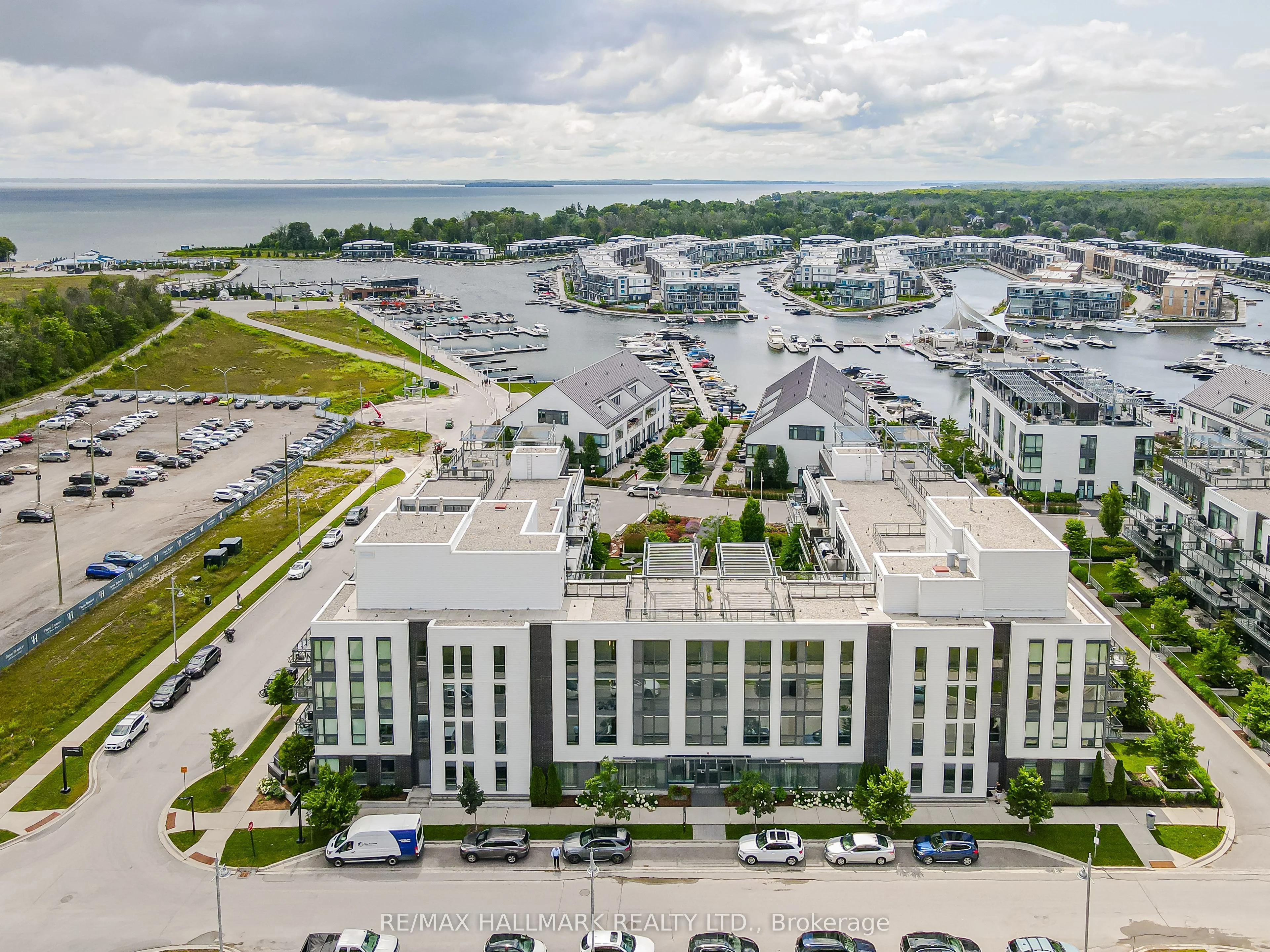 241 Sea Ray Avenue A304, Innisfil, On L9s 0l9
