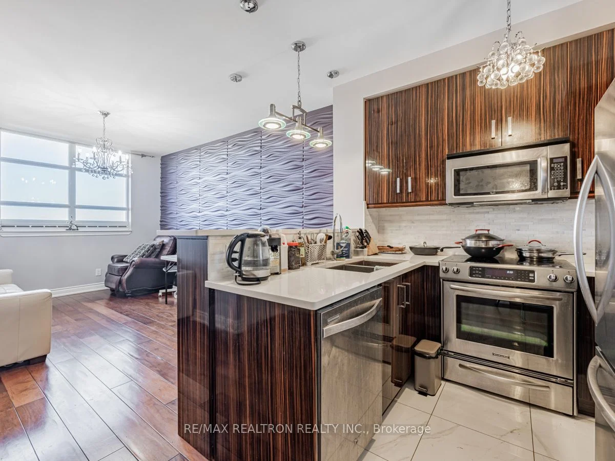 9245 Jane Street #1414, Vaughan, ON L6A 0J9