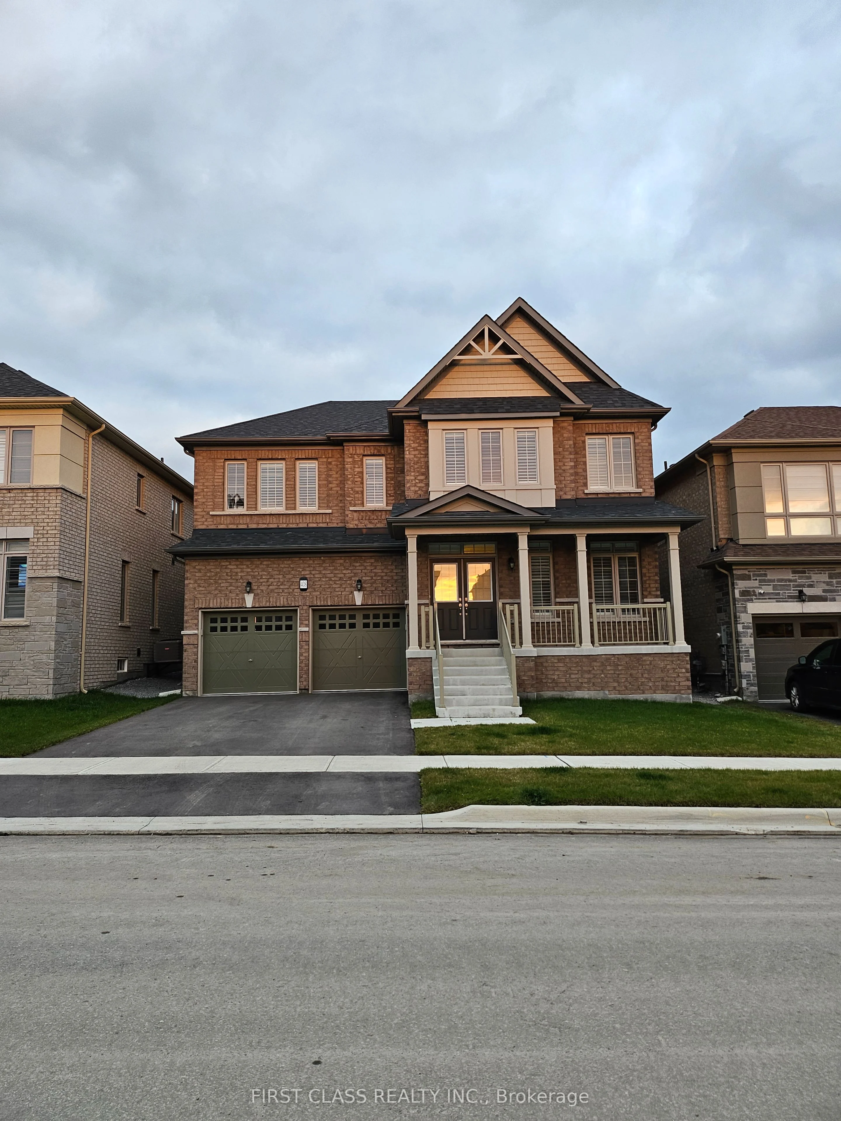 408 Seaview Heights, East Gwillimbury, On L9n 0y5
