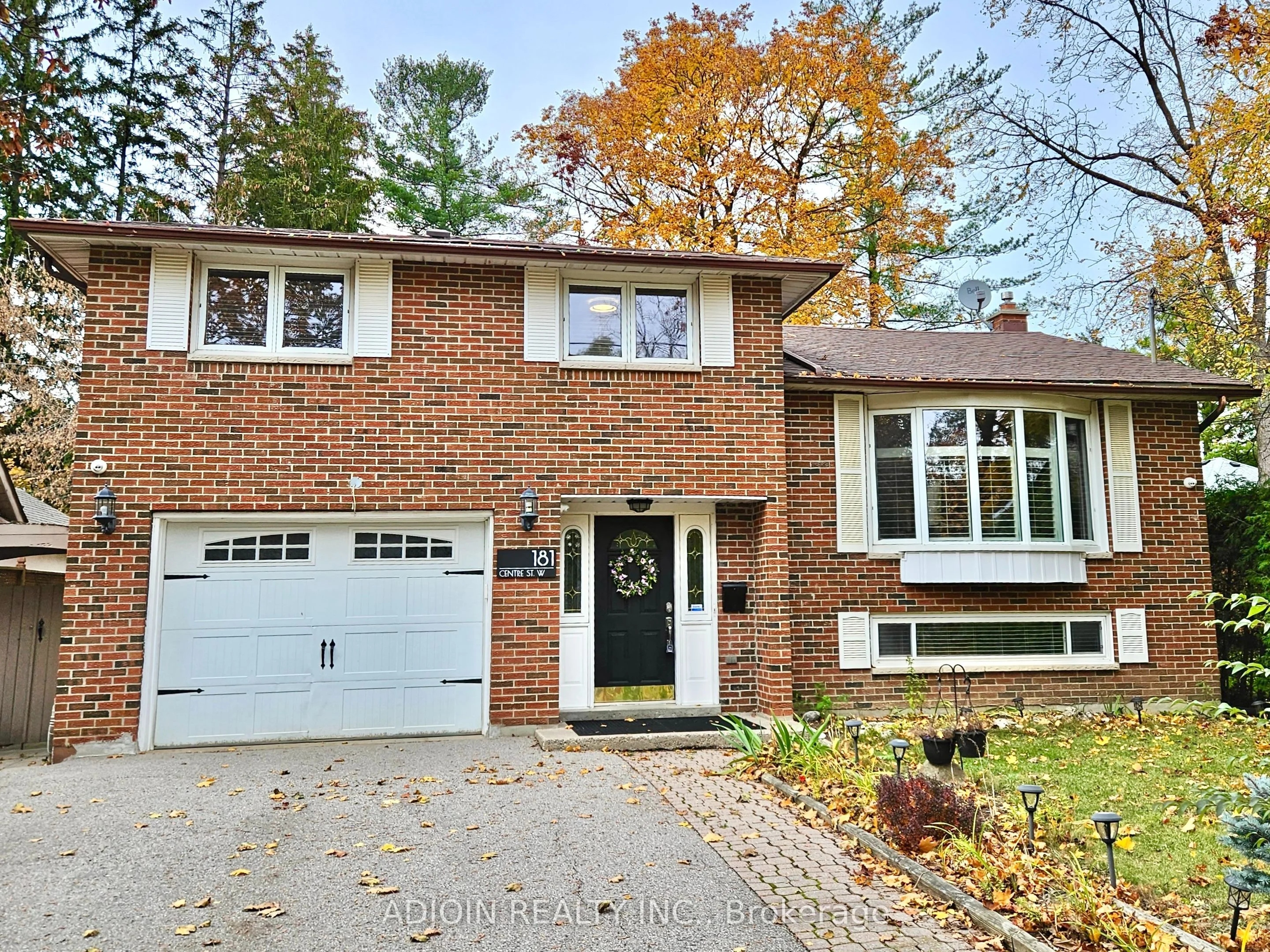 181 Centre Street W, Richmond Hill, On L4c 3p9