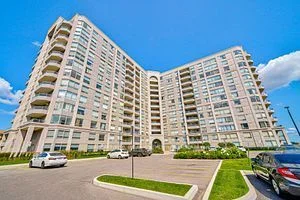 9015 Leslie Street 318, Richmond Hill, ON L4B 4J8