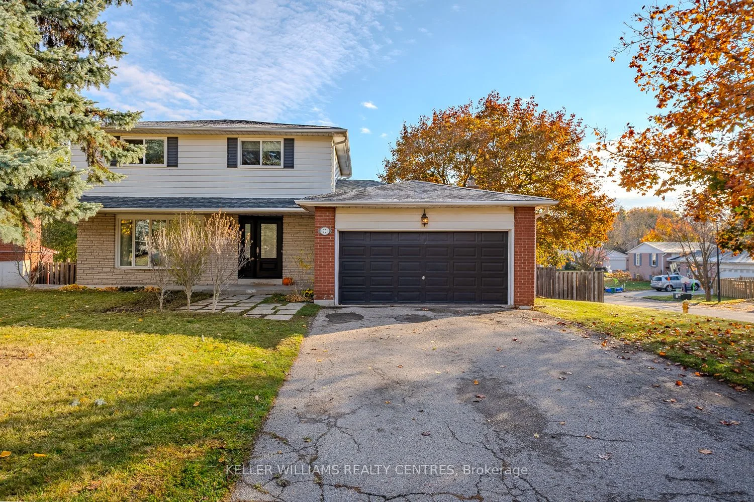70 Beswick Drive, Newmarket, On L3y 5b8