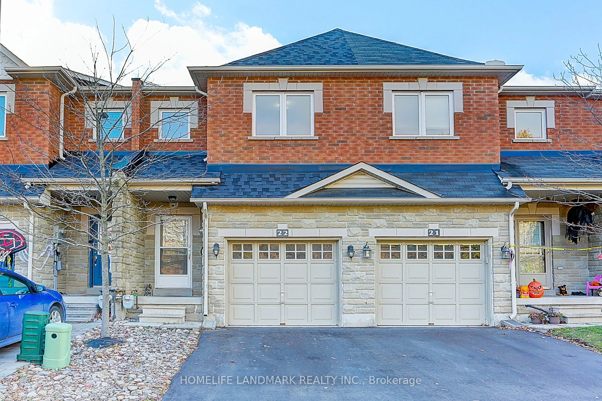 56 North Lake Road 22, Richmond Hill, On L4e 0g5