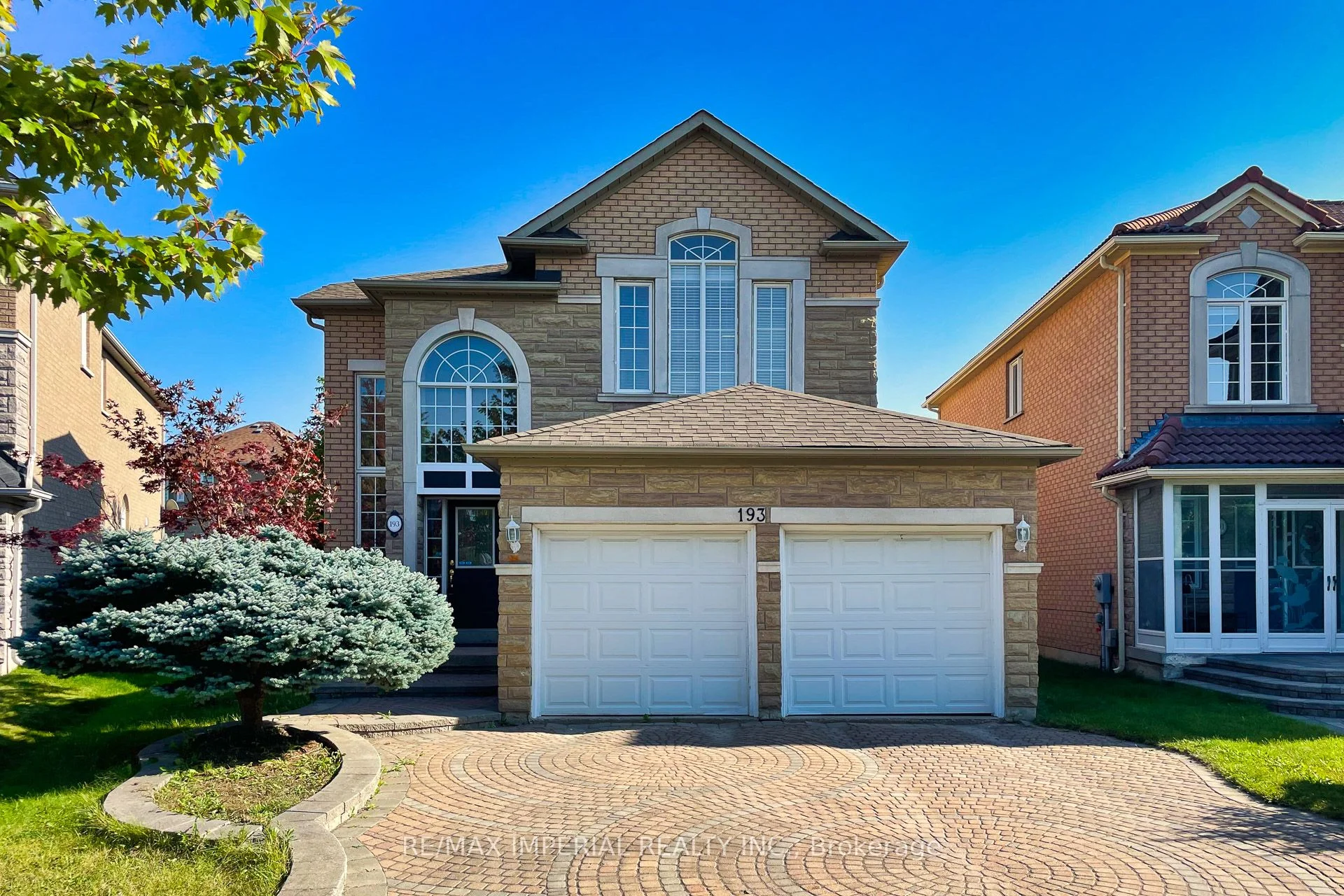 193 Redstone Road N, Richmond Hill, ON L4S 1X7