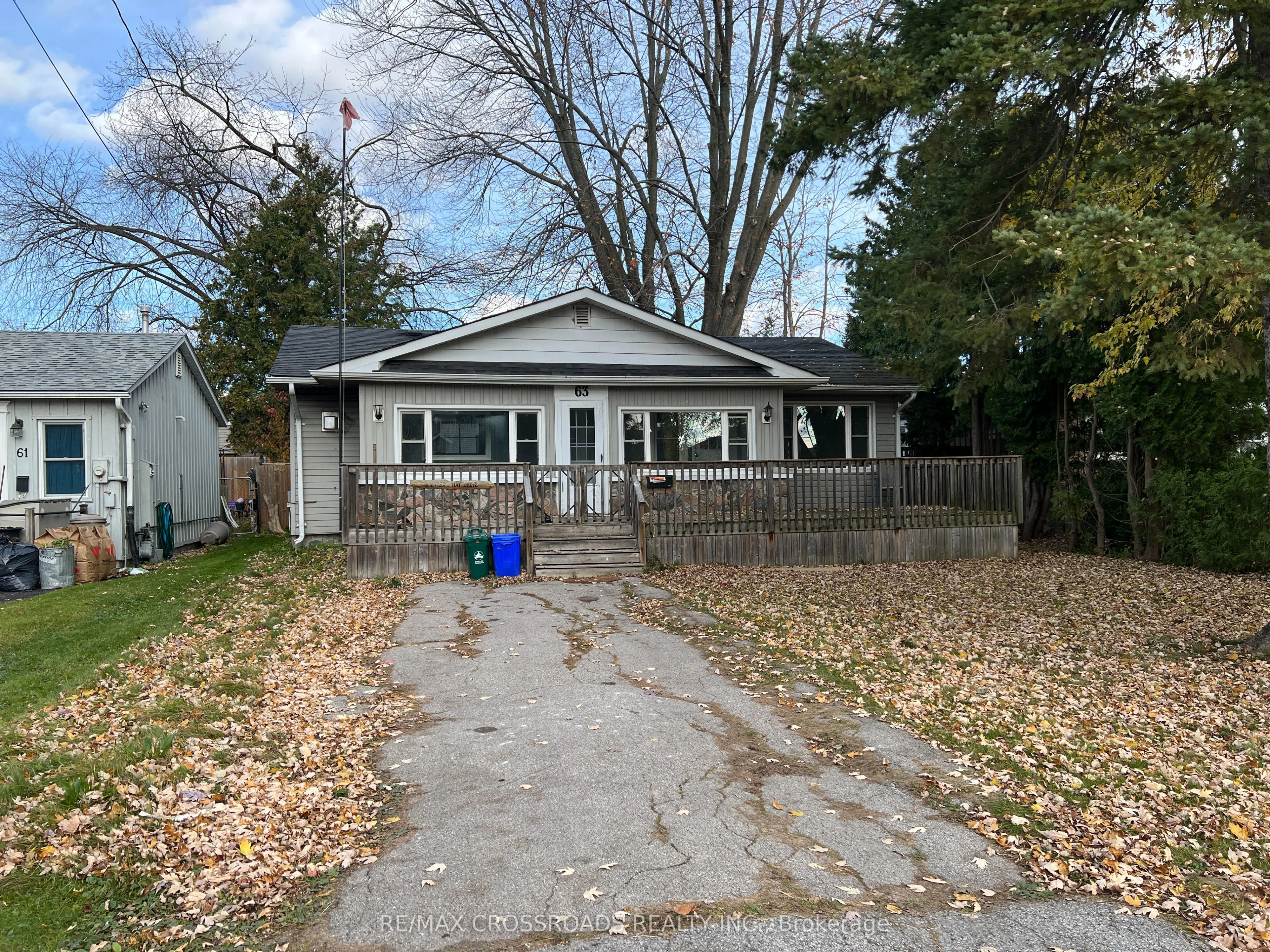 63 Cooks Bay Drive, Georgina, ON L4P 1L9