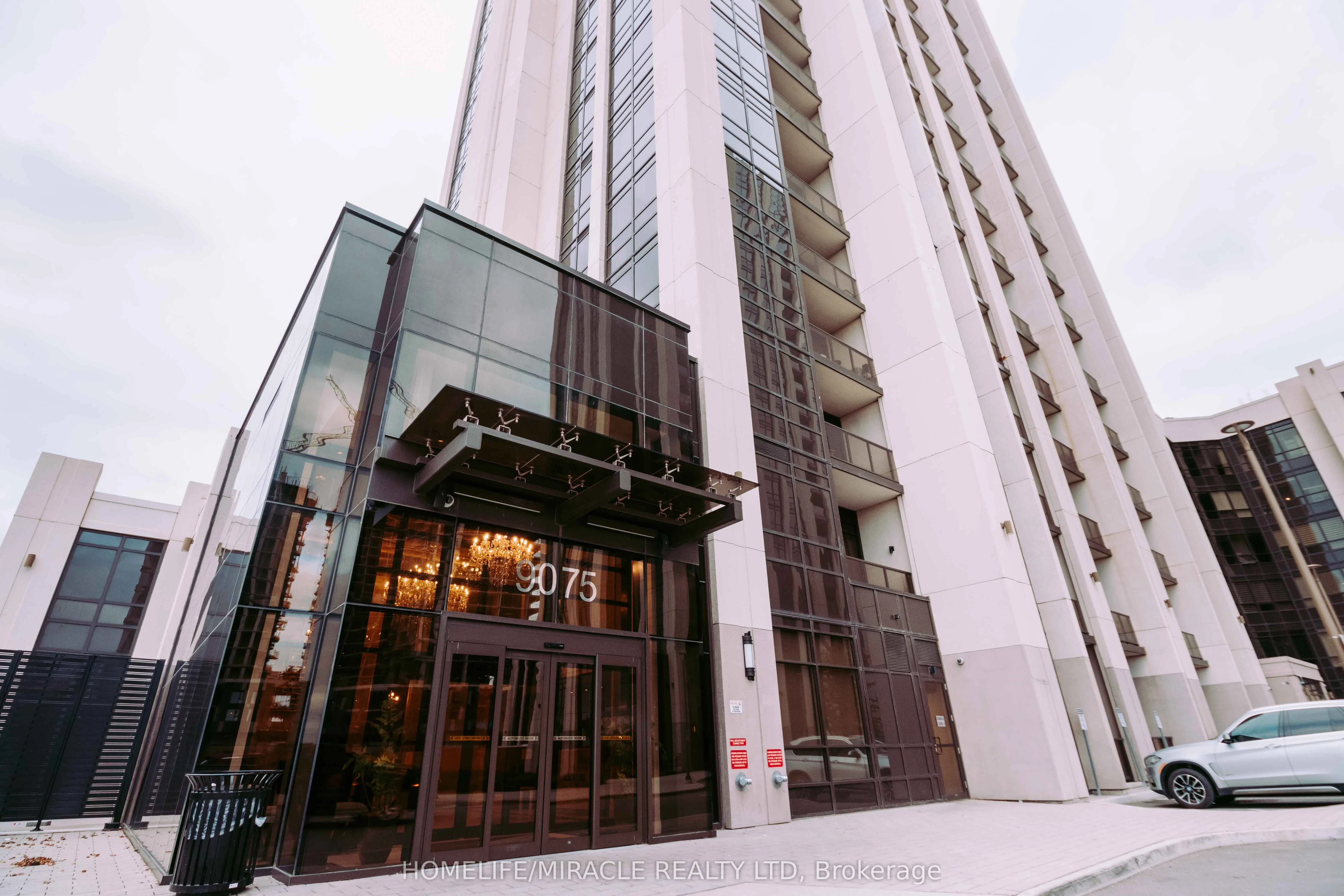 9075 Jane Street 1810, Vaughan, ON L4K 0L7