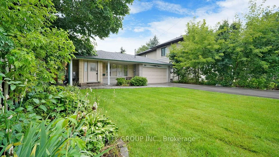 210 Colborne Avenue Bsmt, Richmond Hill, ON L4C 2K4