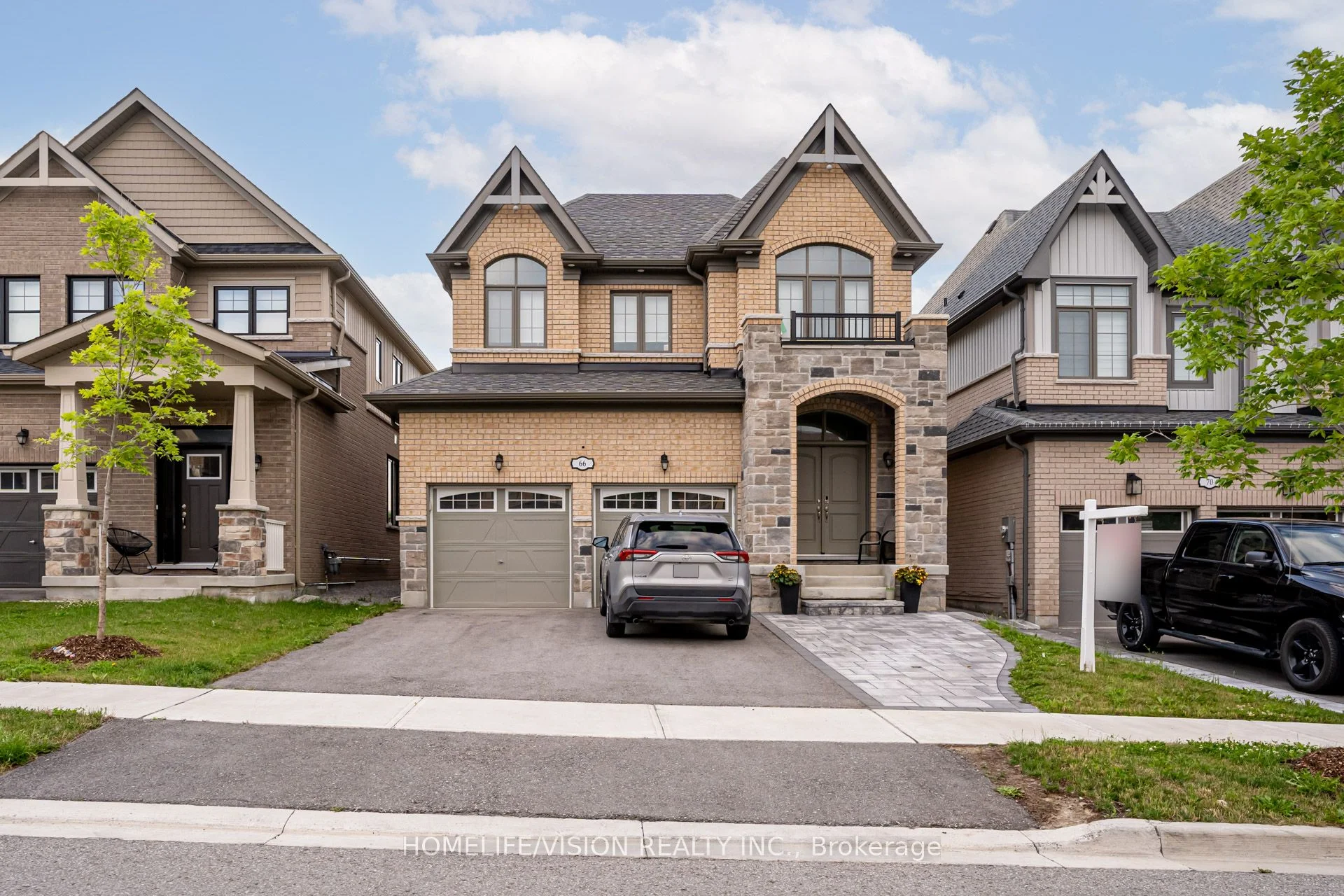 66 Chessington Avenue, East Gwillimbury, On L9n 0r5