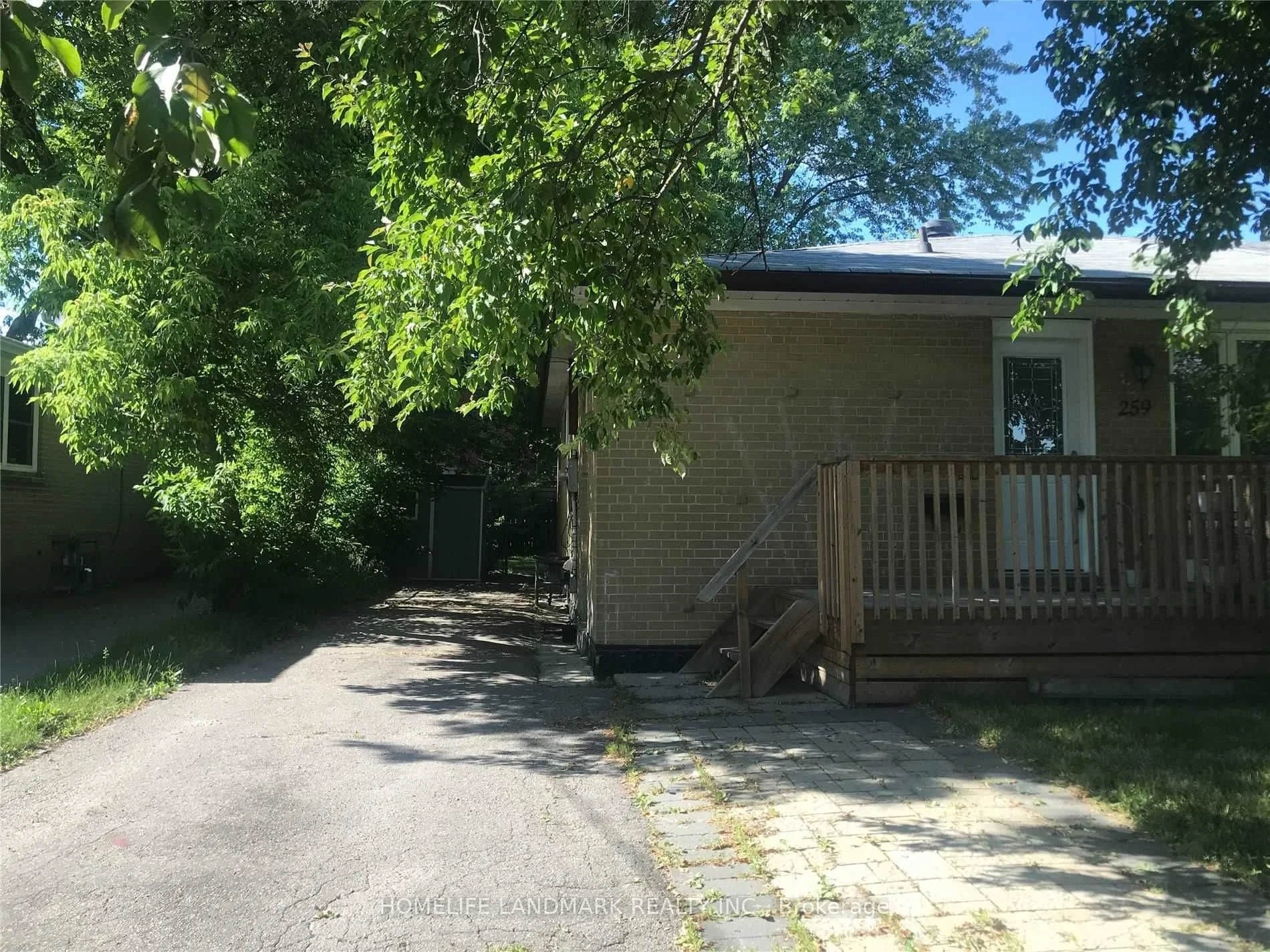 259 Beechy Drive Main, Richmond Hill, ON L4C 2X6