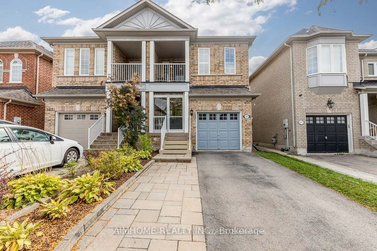 165 Warwick Crescent upper, Newmarket, ON L3X 2S3