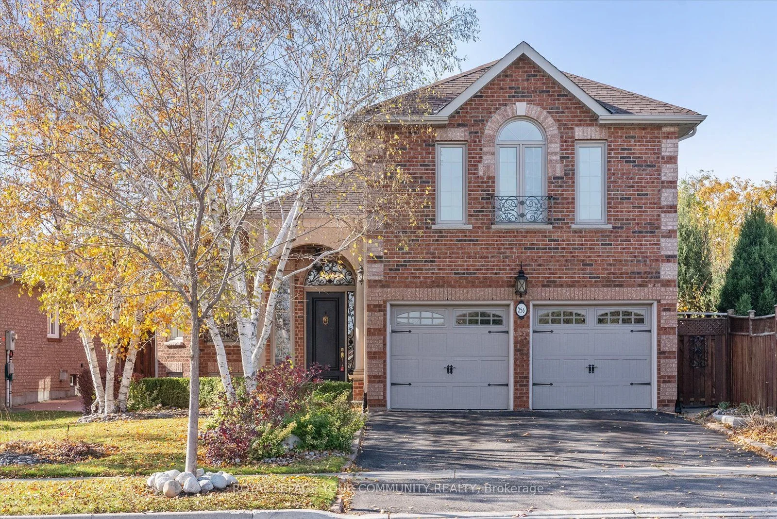 256 Melville Avenue, Vaughan, ON L6A 1Z1