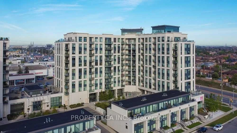 Common Element Condo in Vaughan