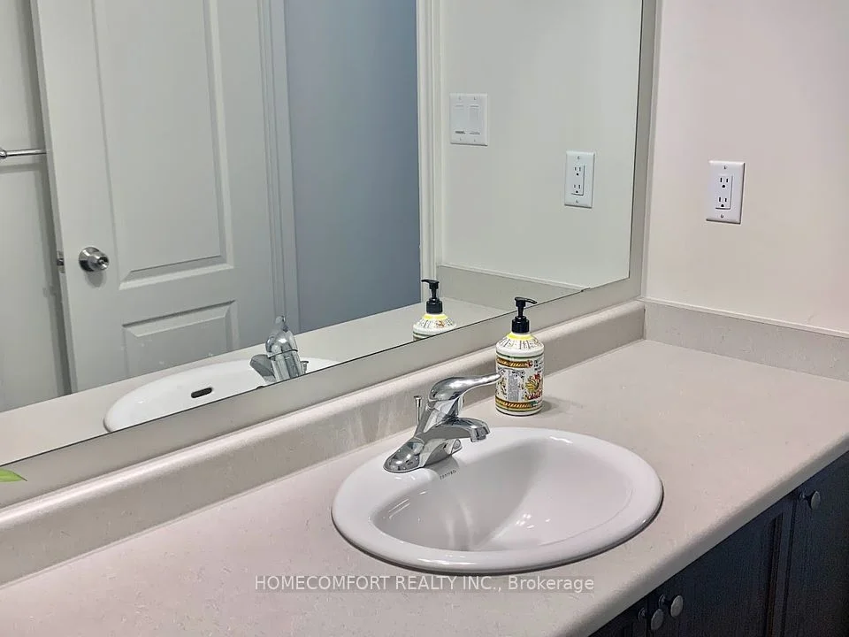 945 Langford Boulevard, Bradford West Gwillimbury, On L3z 4j2