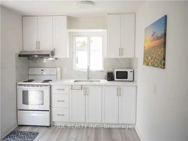 566 Lake Drive S Front, Georgina, ON L4P 1S8