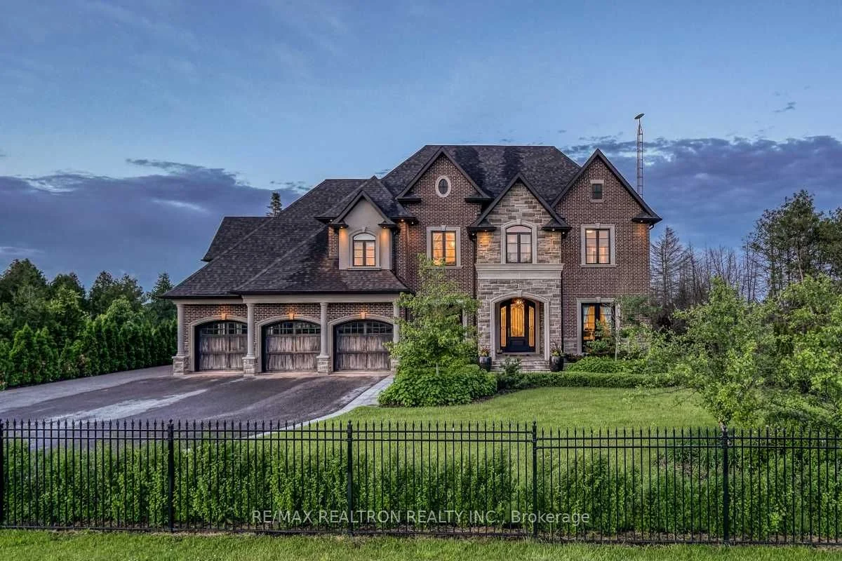 12399 McCowan Road, Whitchurch-Stouffville, ON L4A 7X5