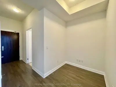 8763 Bayview Avenue 623, Richmond Hill, ON L4B 3V1