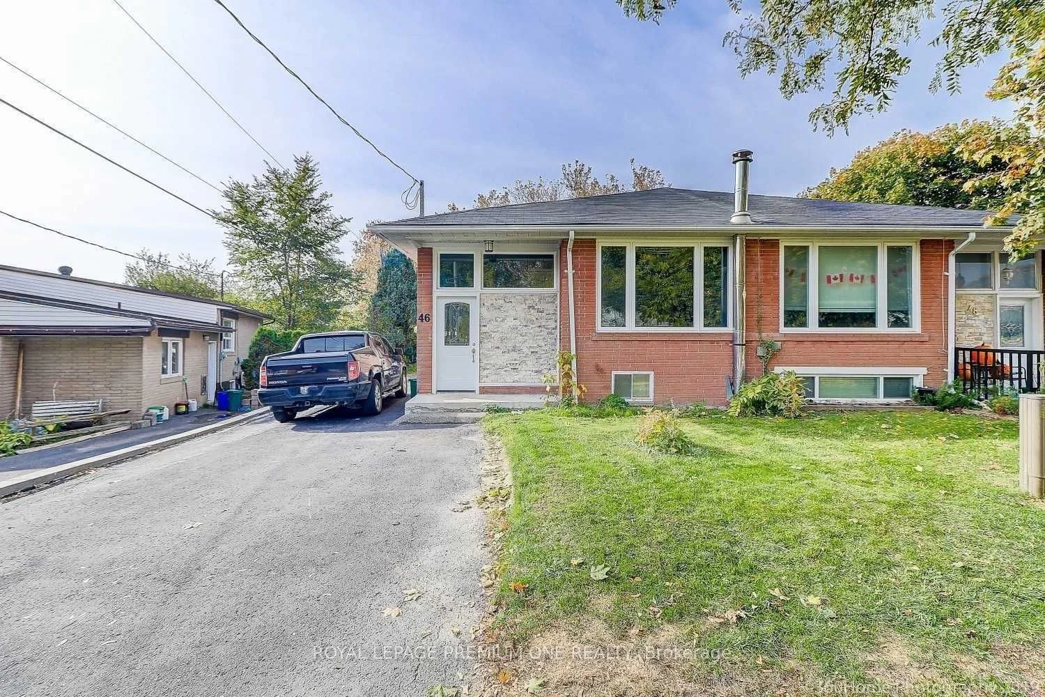 46 Newbury Drive Main, Newmarket, ON L3Y 4R1