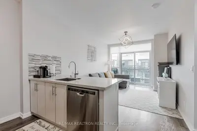 271 Sea Ray Avenue B410, Innisfil, On L9s 0j4