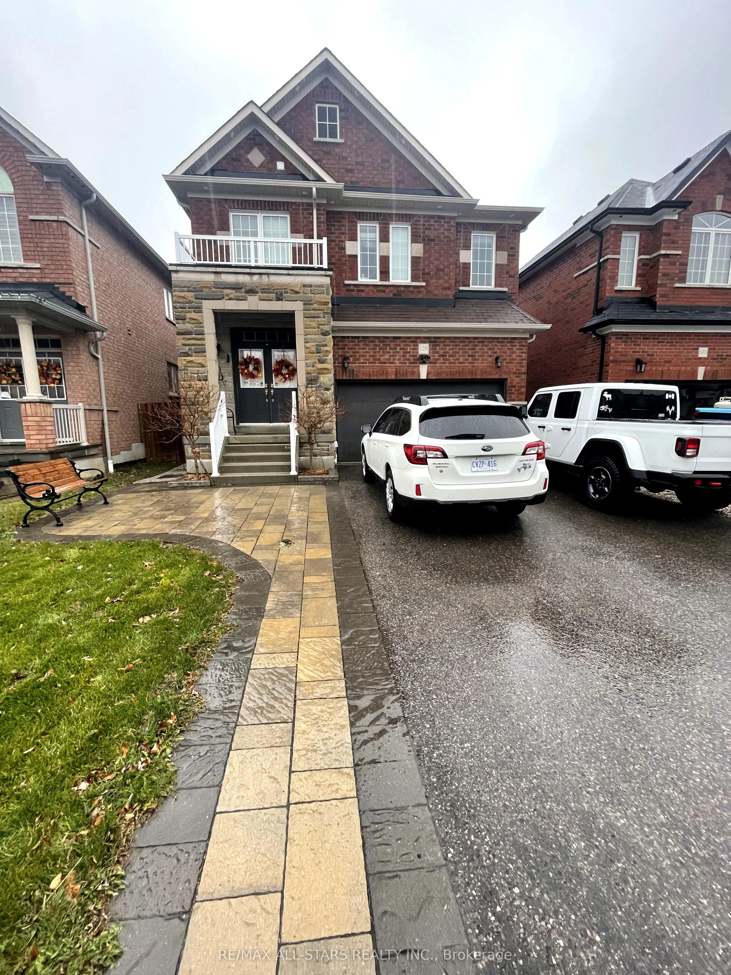 129 Win Timbers Crescent B, Whitchurch-stouffville, On L4a 0z1