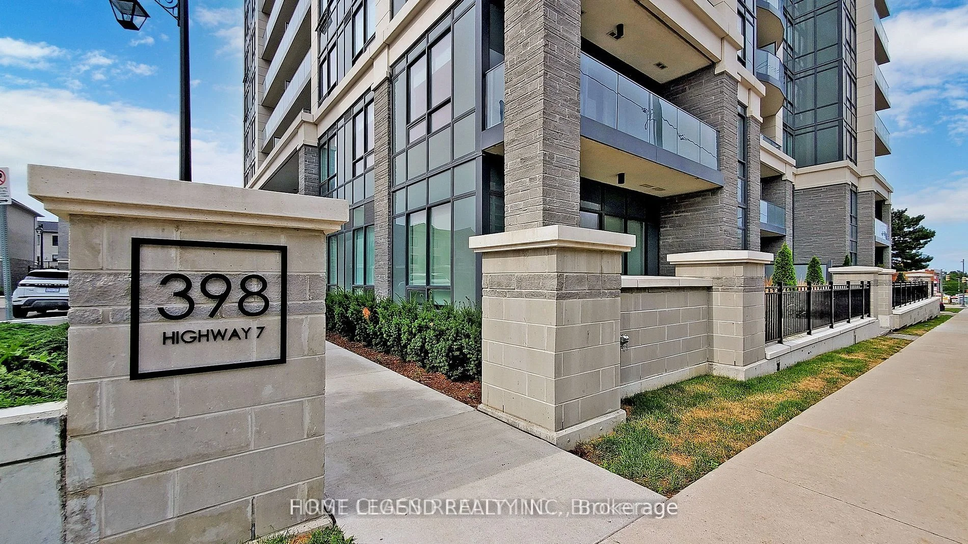 #1002 398 Highway 7, Richmond Hill, ON, L4B 0G6