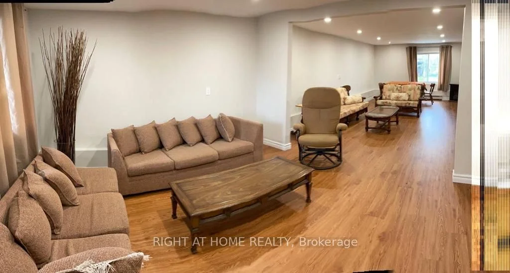 26 Della Street, Georgina, On L0e 1r0