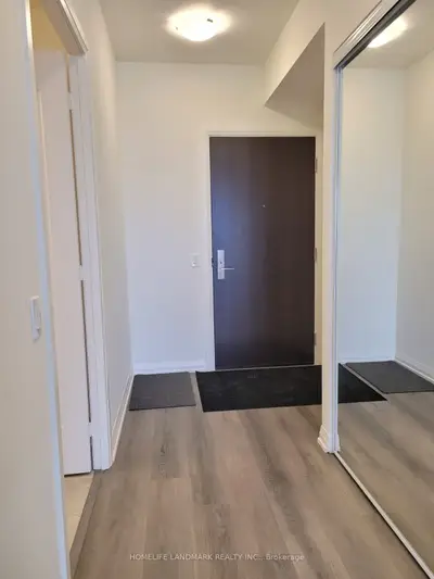 9000 Jane Street 2109, Vaughan, ON L4K 0M6