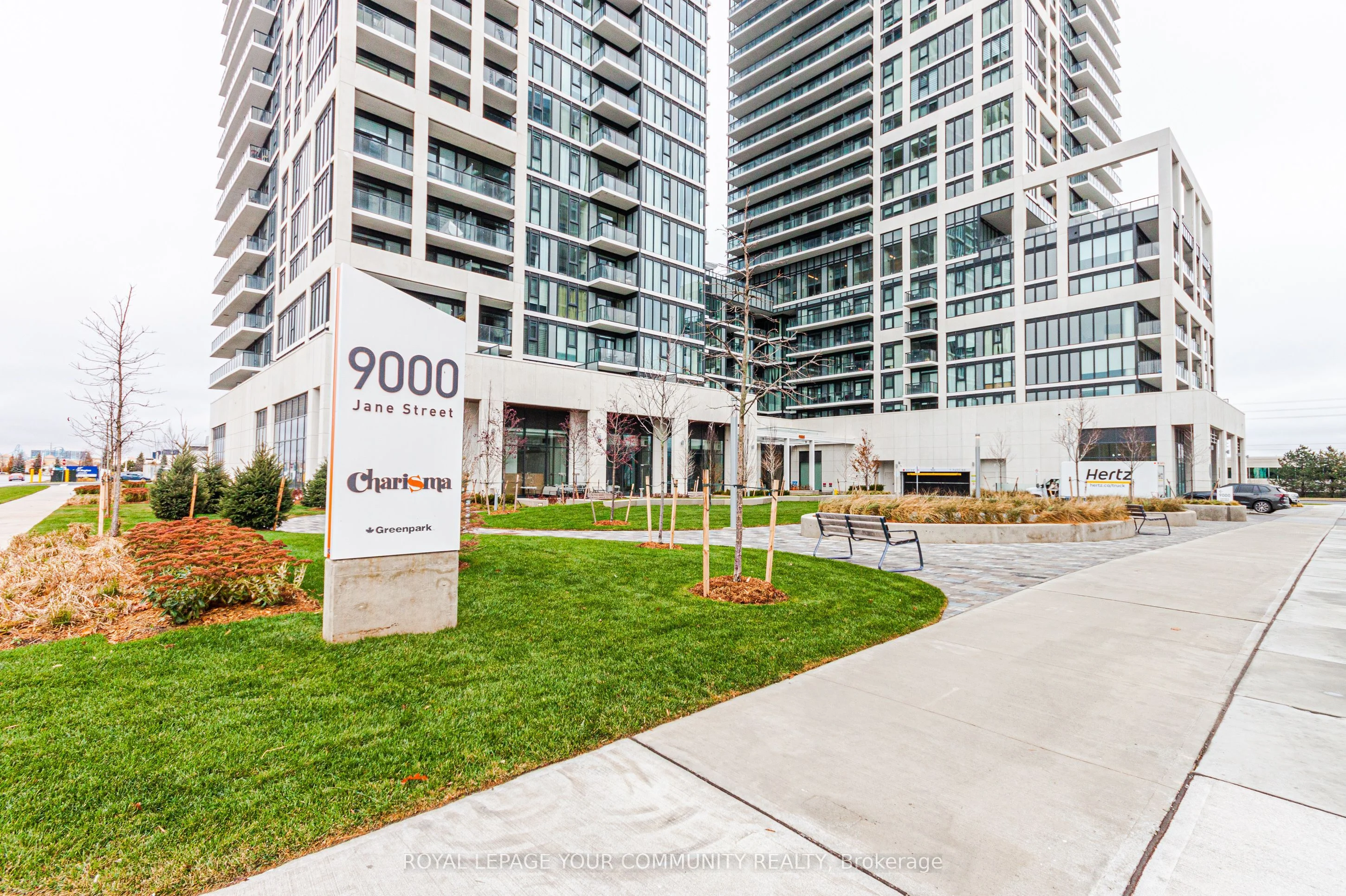 9000 JANE Street 2312, Vaughan, ON L4K 2M9