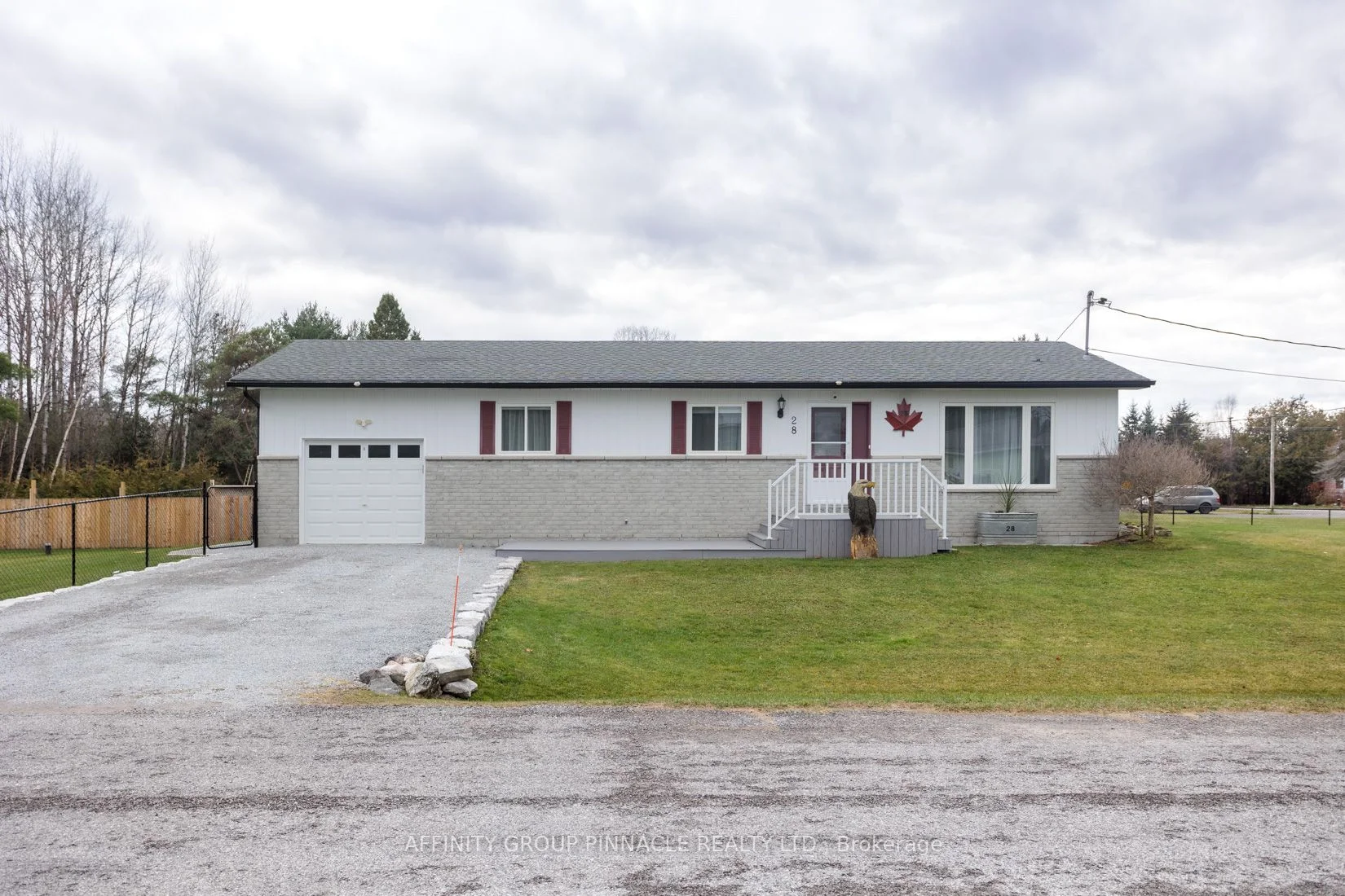 28 Wanicki Road, Georgina, On L0e 1n0